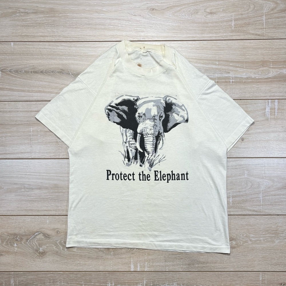 Vintage Elephant Animal Print tee | Size L